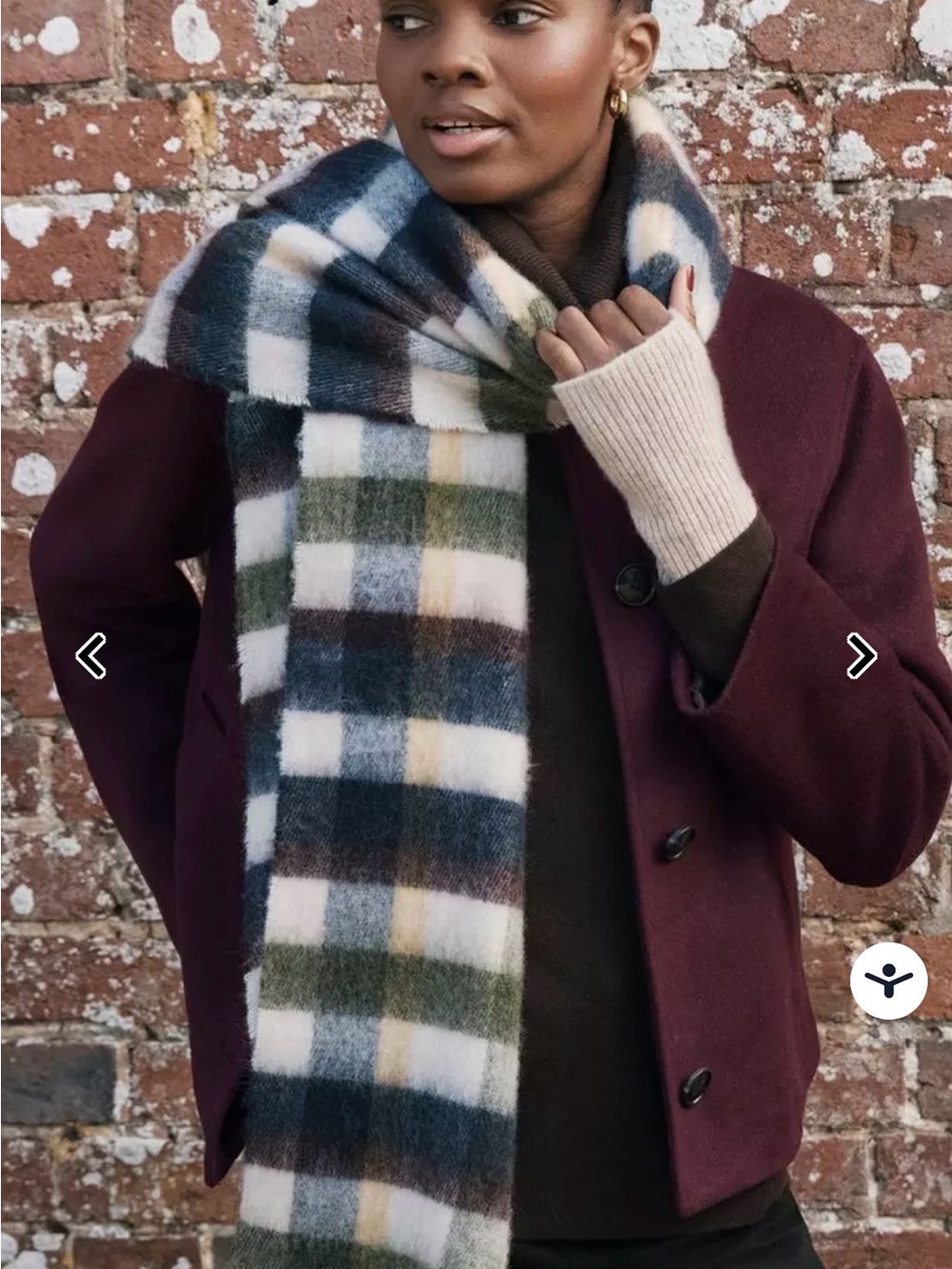 Cozy Plaid Wool-Blend Scarf in Cream, Blue & Green